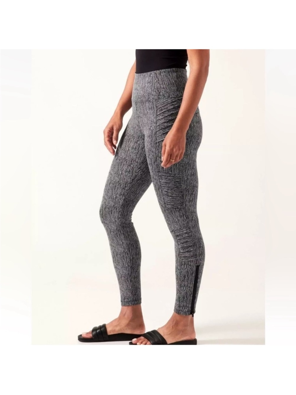 Athleta Delancey Textured Moto Tight in B/W Checkered Houndstooth Small